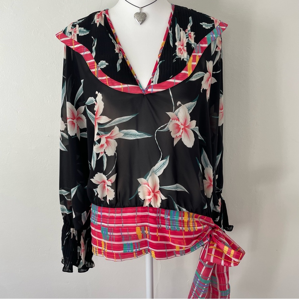 Vintage Diane Freis Boho Chic Floral sheer Women's Blouse with Plaid Accents